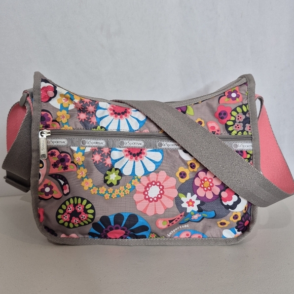 LeSportsac Summer Floral Gray / Pink Nylon Classic Adjustable Crossbody Hobo Bag - Picture 1 of 15